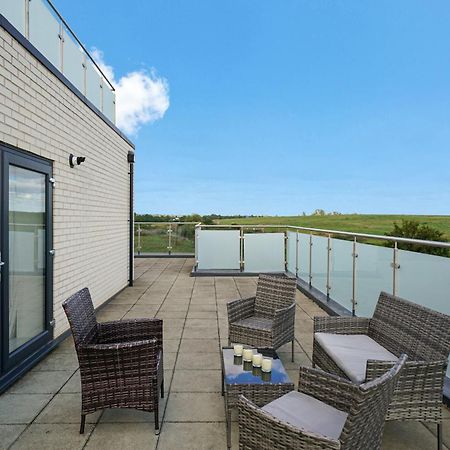 One And Two Bed Apartments Slough Near Heathrow Colnbrook Kültér fotó