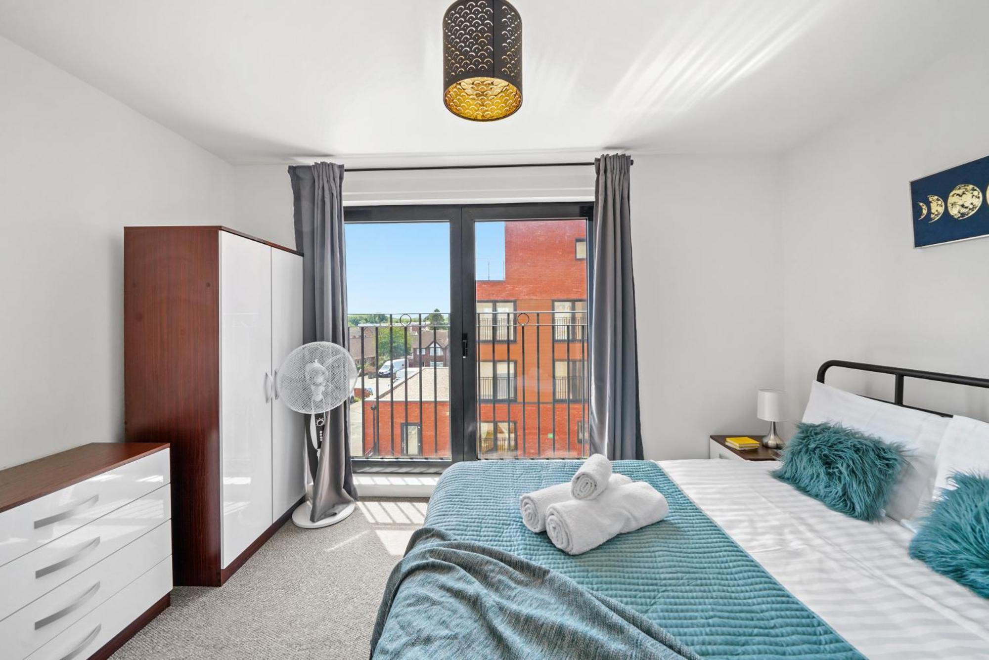 One And Two Bed Apartments Slough Near Heathrow Colnbrook Kültér fotó