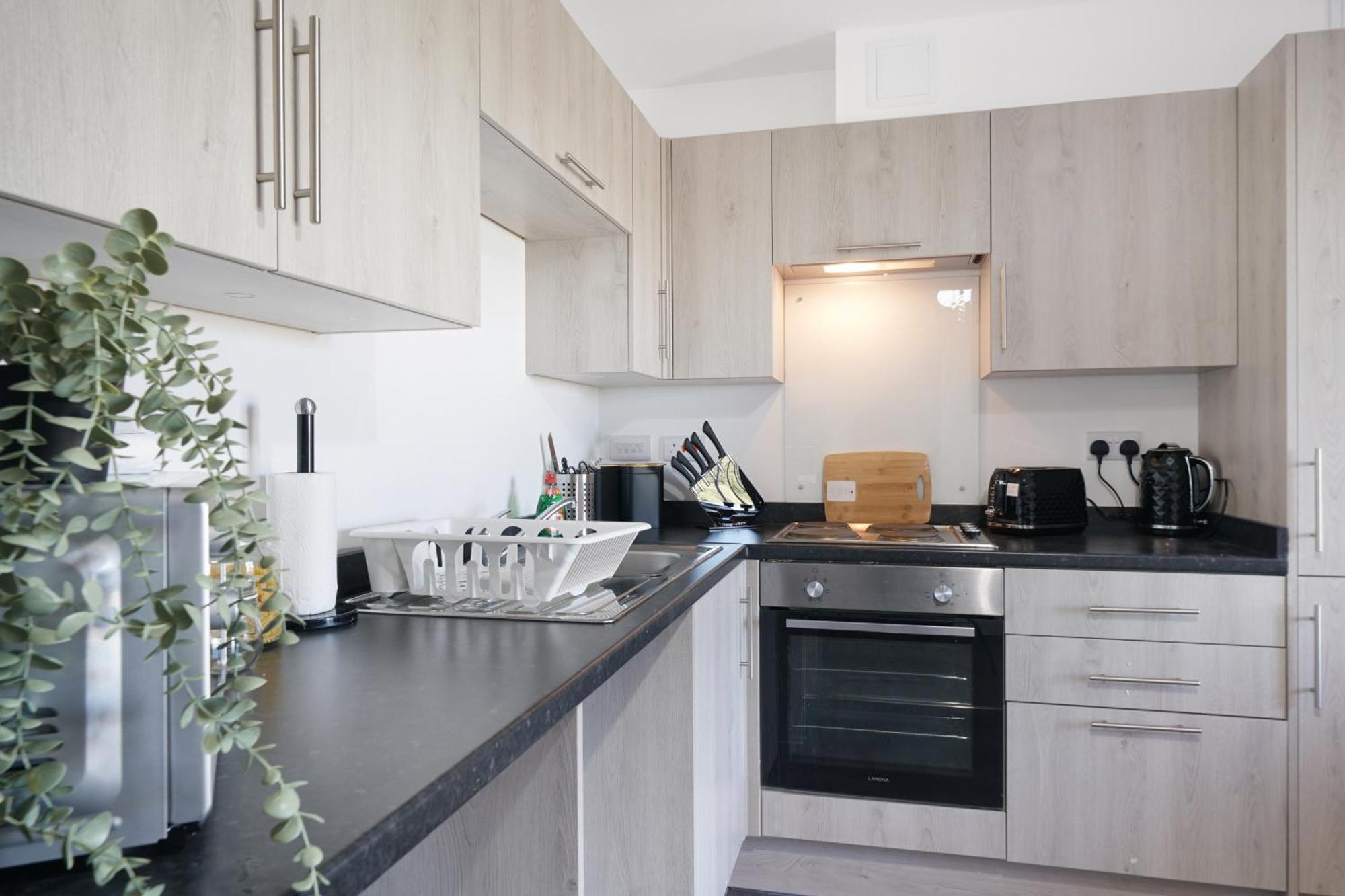One And Two Bed Apartments Slough Near Heathrow Colnbrook Kültér fotó