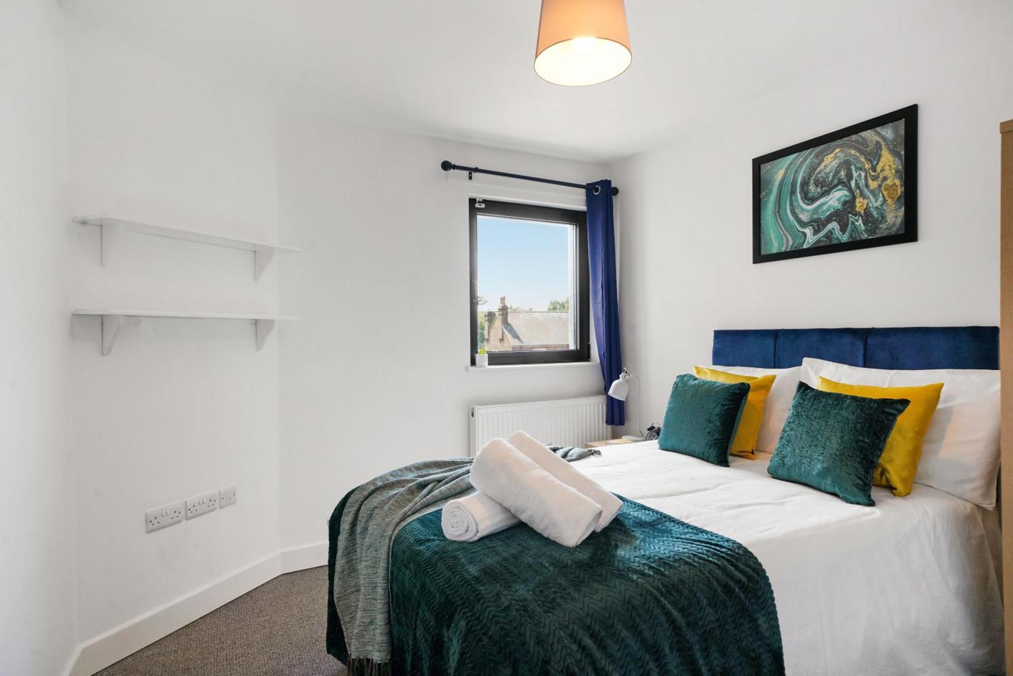 One And Two Bed Apartments Slough Near Heathrow Colnbrook Kültér fotó