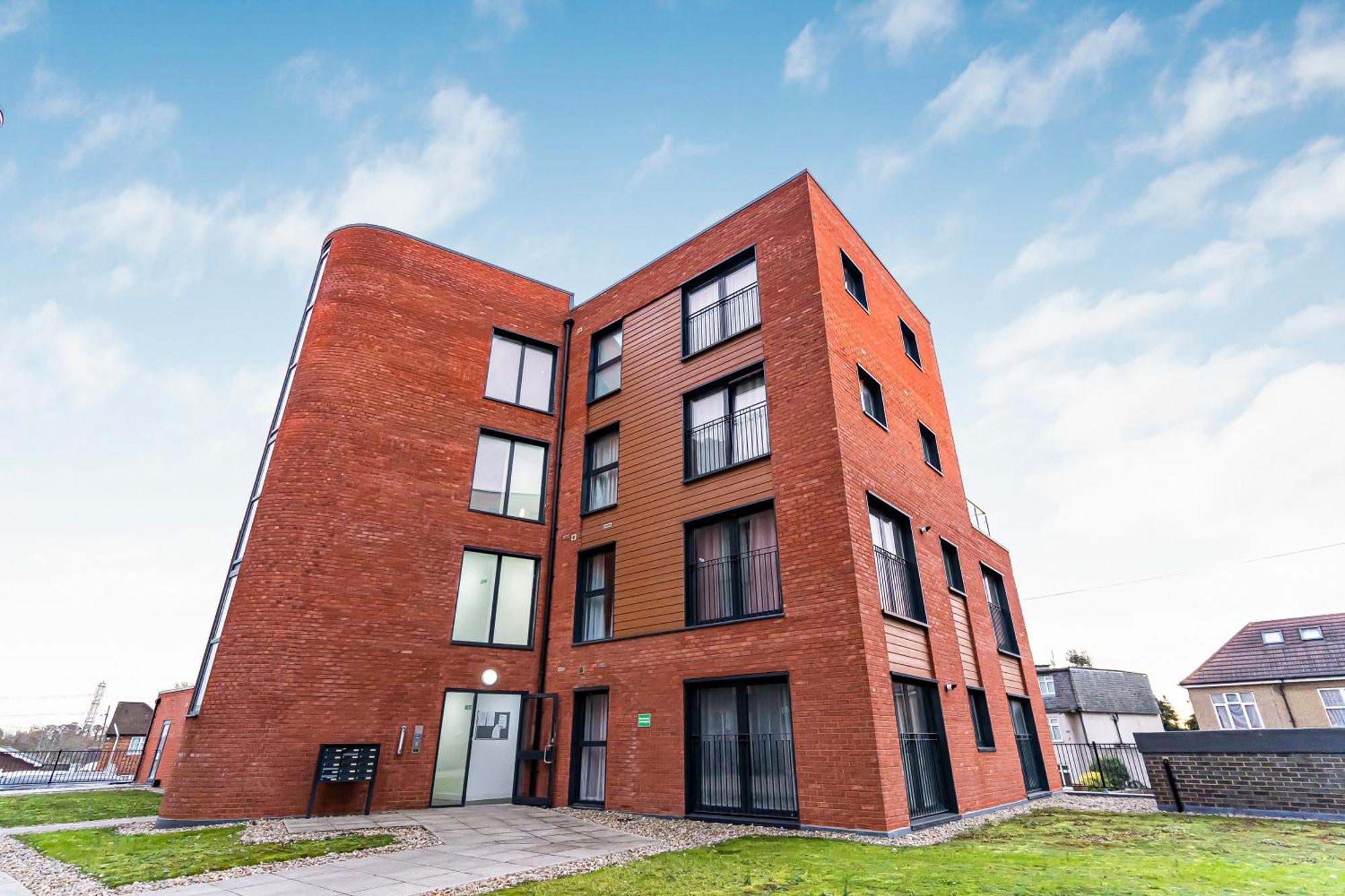 One And Two Bed Apartments Slough Near Heathrow Colnbrook Kültér fotó