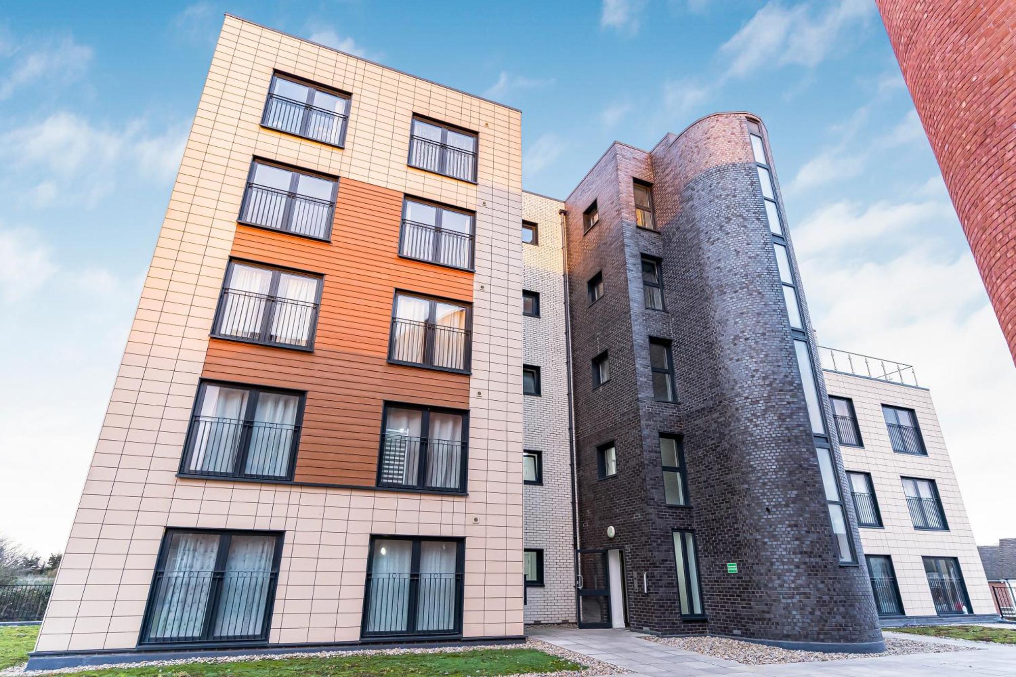 One And Two Bed Apartments Slough Near Heathrow Colnbrook Kültér fotó